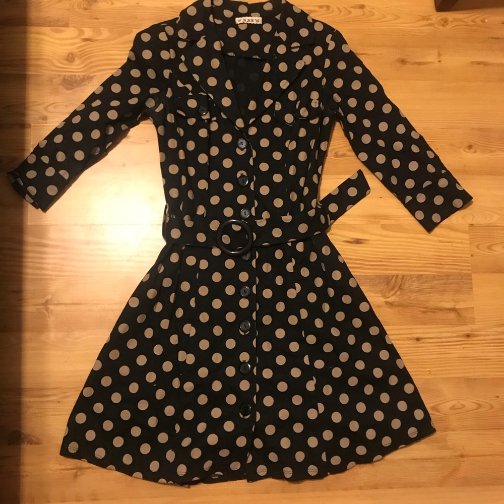 Vintage inspired polka dot long sleeve dress